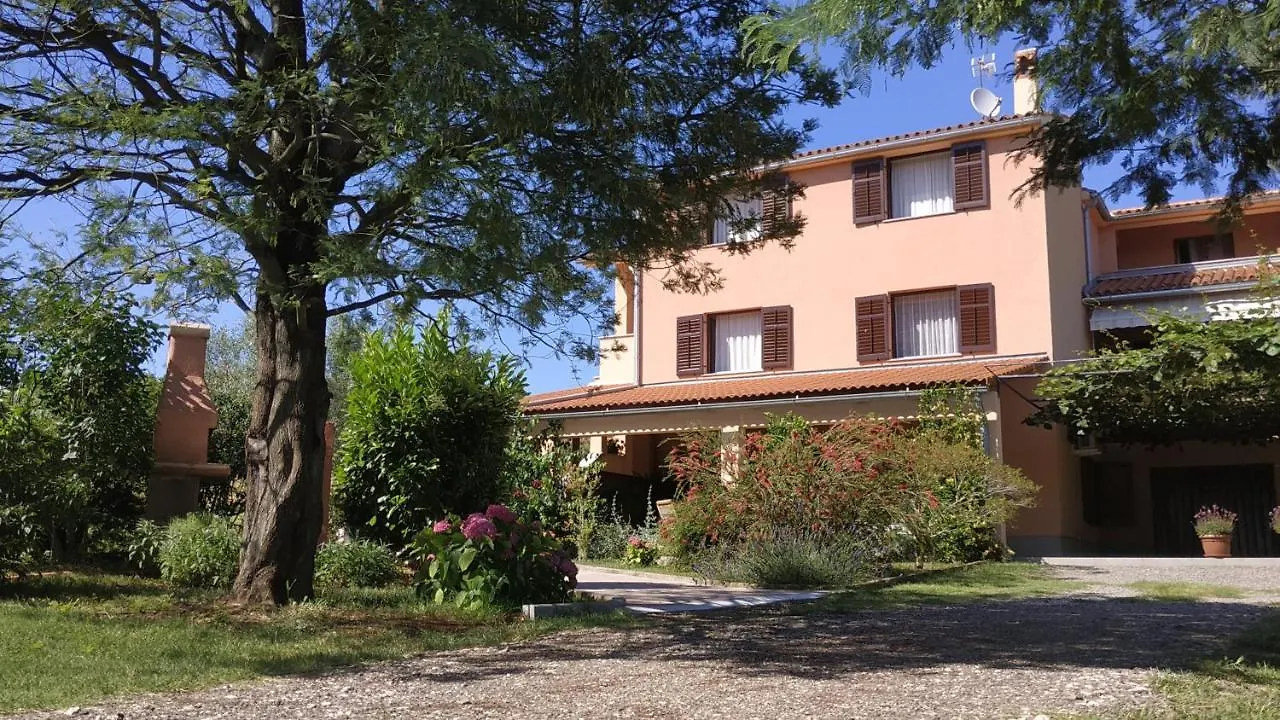 Apartment Nature Pula